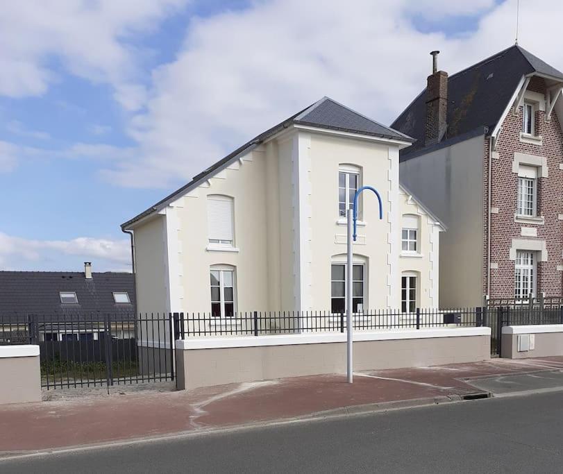 Villa Proche Mer Parking Wifi Berck Exteriör bild